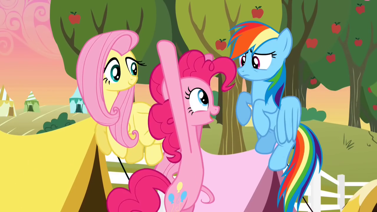 Pinkie_Pie_excited_S2E15.png